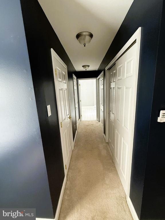 82 BRECKNOCK COURT
