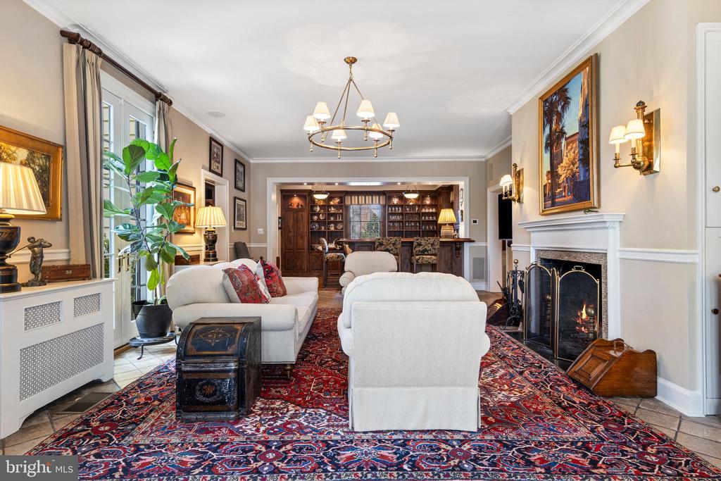 35 DEEPDALE ROAD