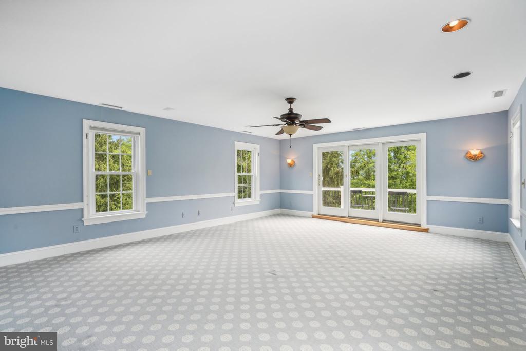 2042 GENERAL ALEXANDER DRIVE