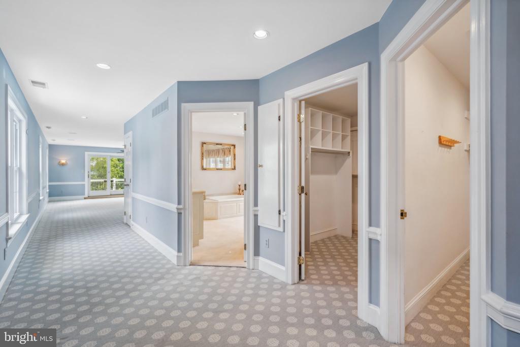 2042 GENERAL ALEXANDER DRIVE