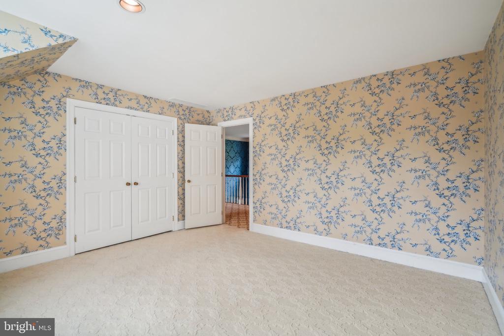 2042 GENERAL ALEXANDER DRIVE