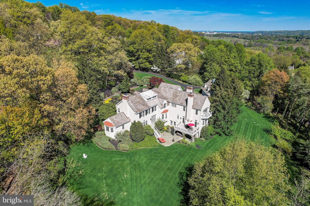 2042 GENERAL ALEXANDER DRIVE