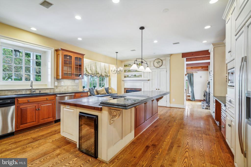 2042 GENERAL ALEXANDER DRIVE
