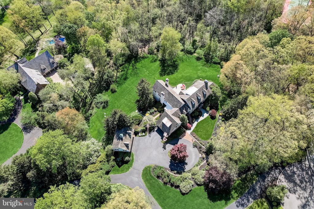 2042 GENERAL ALEXANDER DRIVE