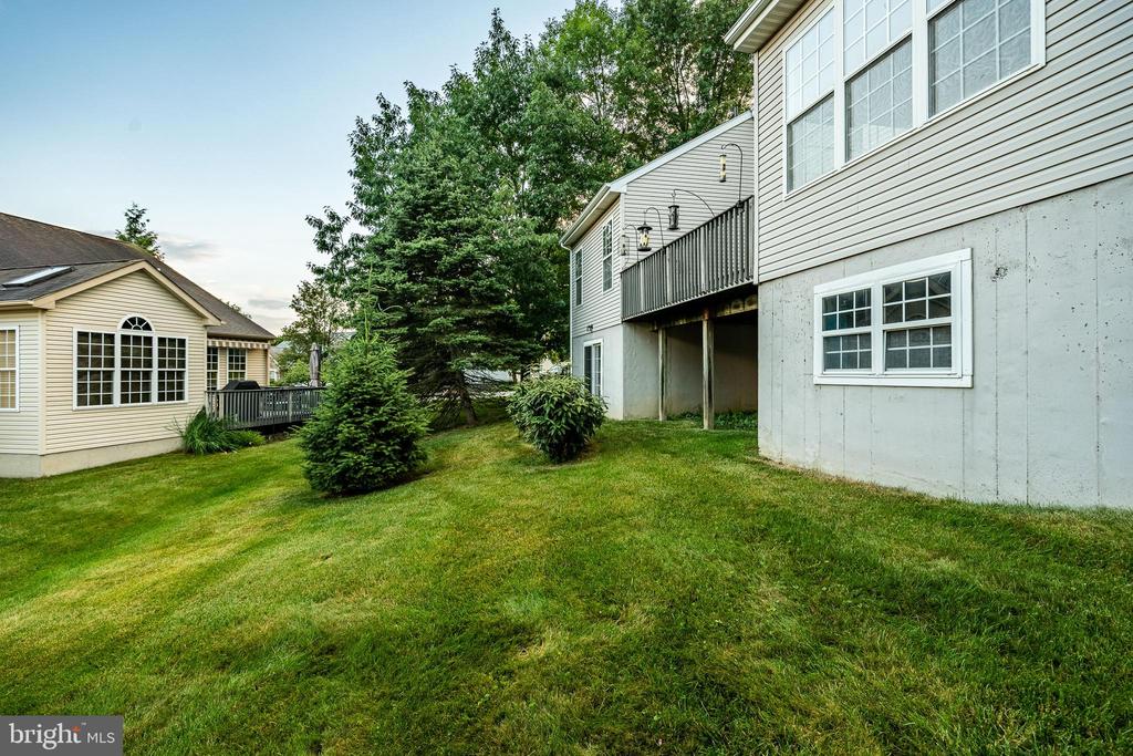 1201 BELLOWS COURT