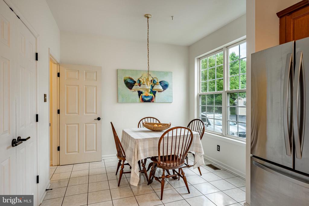 1201 BELLOWS COURT