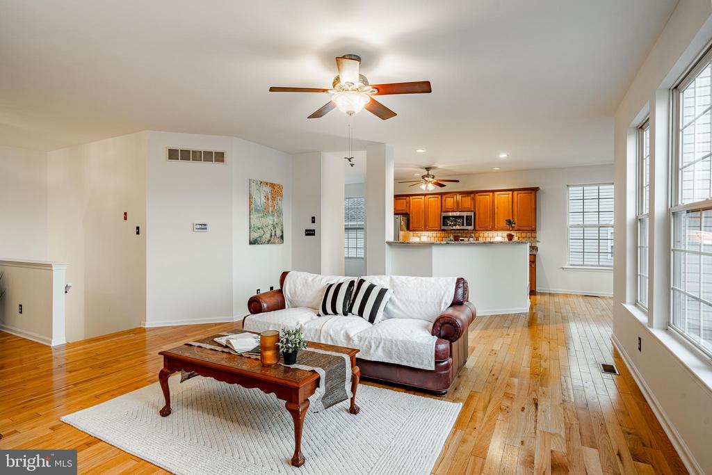 1201 BELLOWS COURT