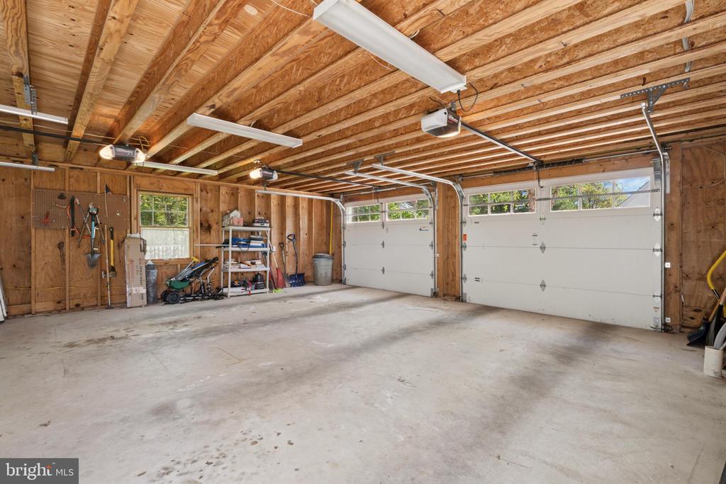 12 E CENTRAL AVENUE