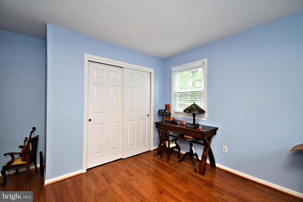 816 GLENN CIRCLE