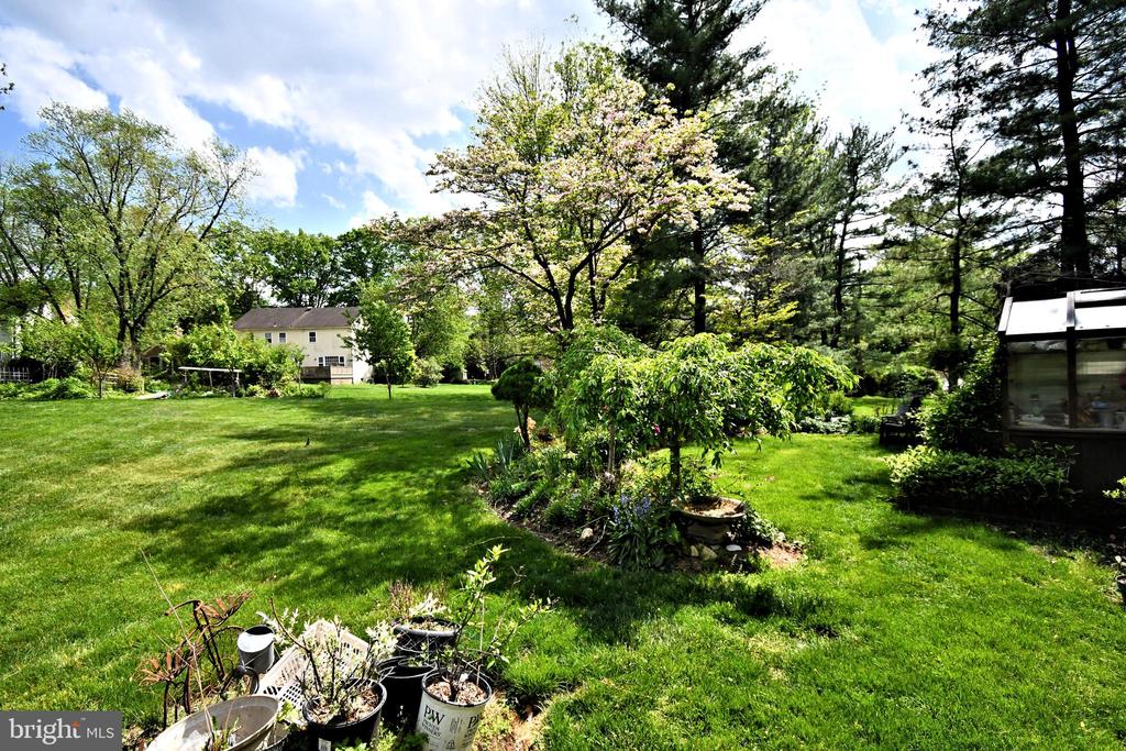 816 GLENN CIRCLE
