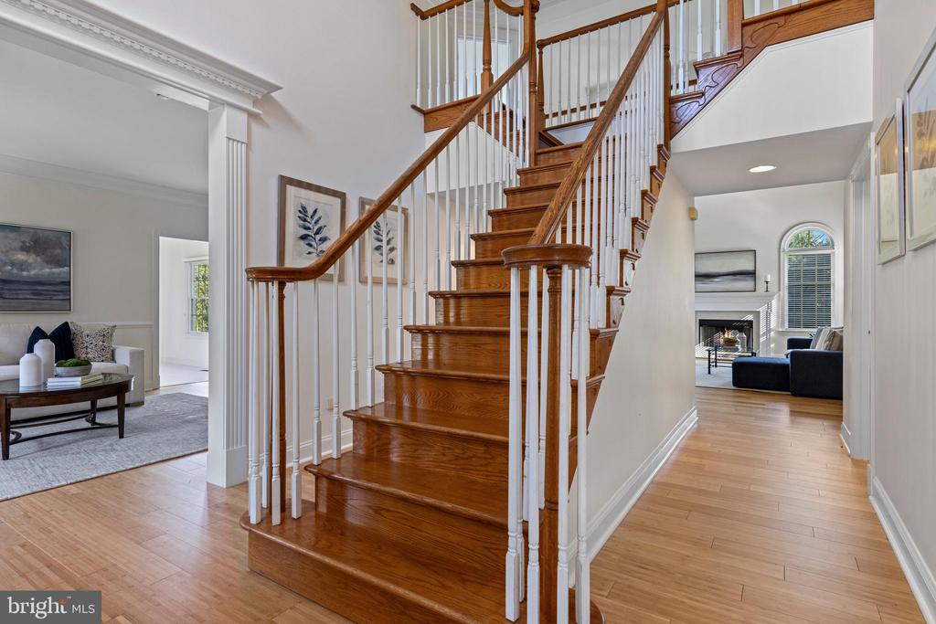 2063 WHITE HORSE ROAD