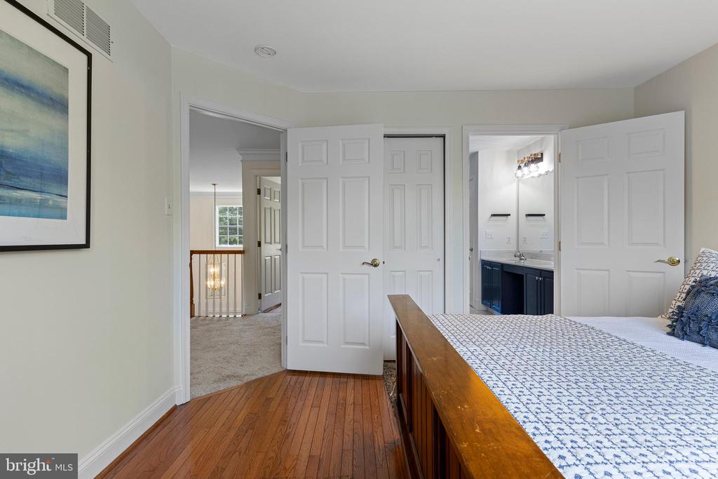2063 WHITE HORSE ROAD