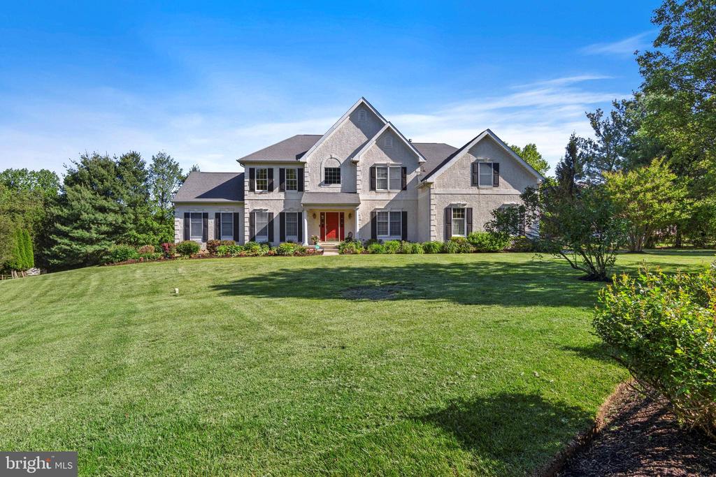2063 WHITE HORSE ROAD