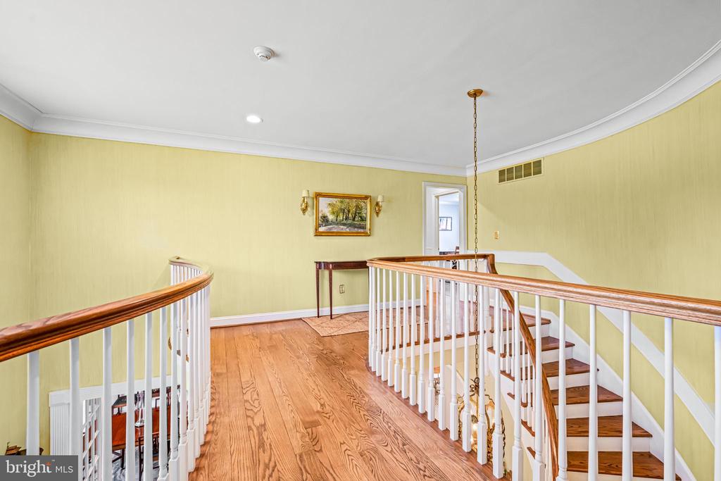 1298 FARM LANE