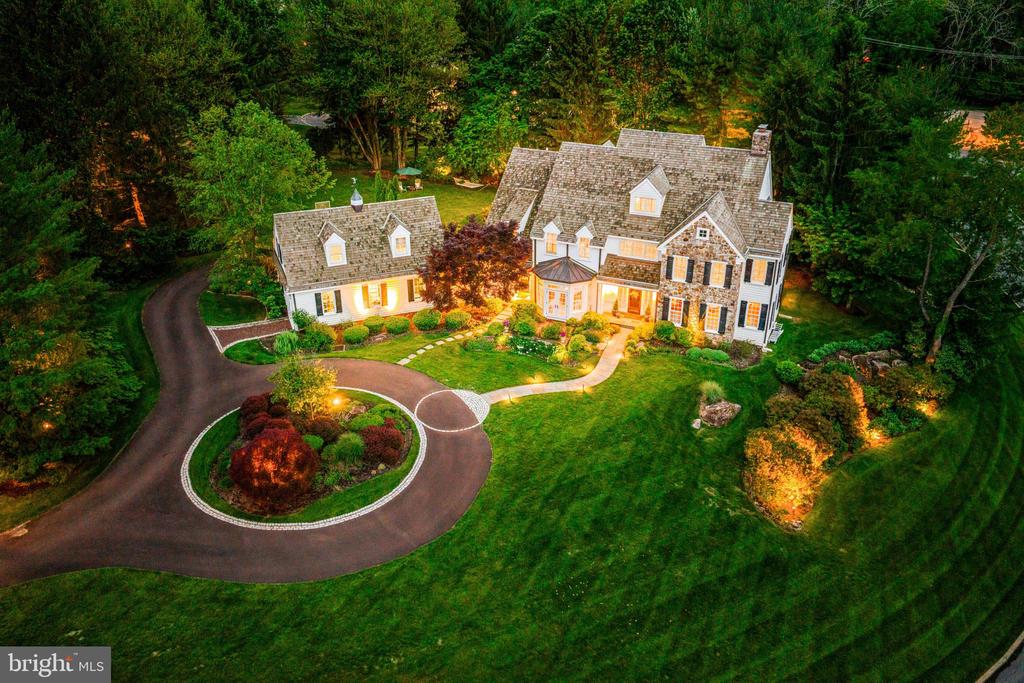 1298 FARM LANE