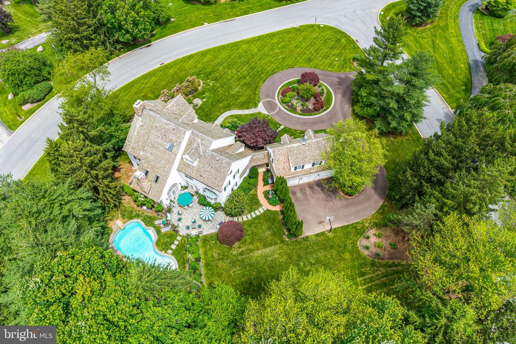 1298 FARM LANE