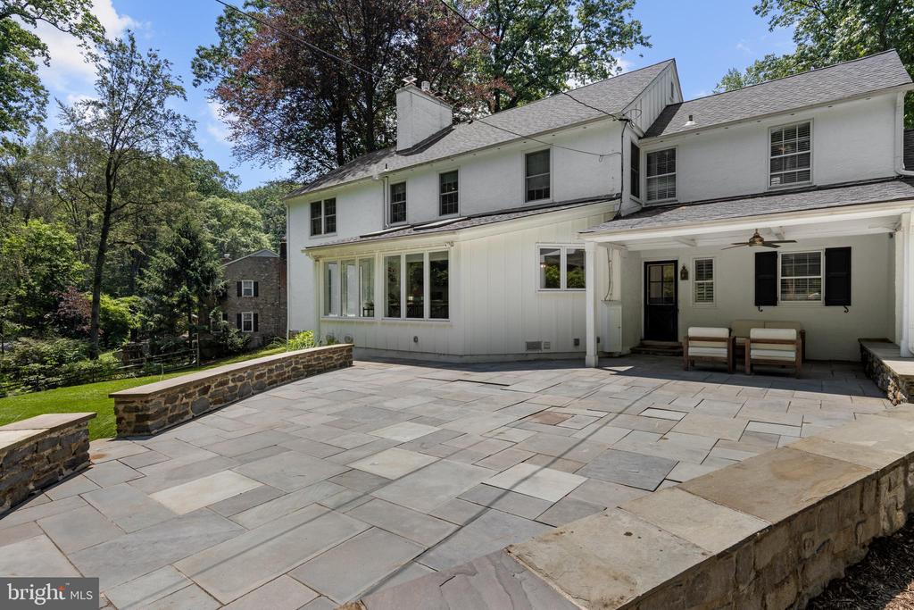 661 TIMBER LANE