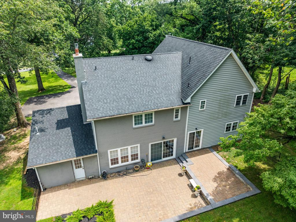 110 DIAMOND ROCK ROAD