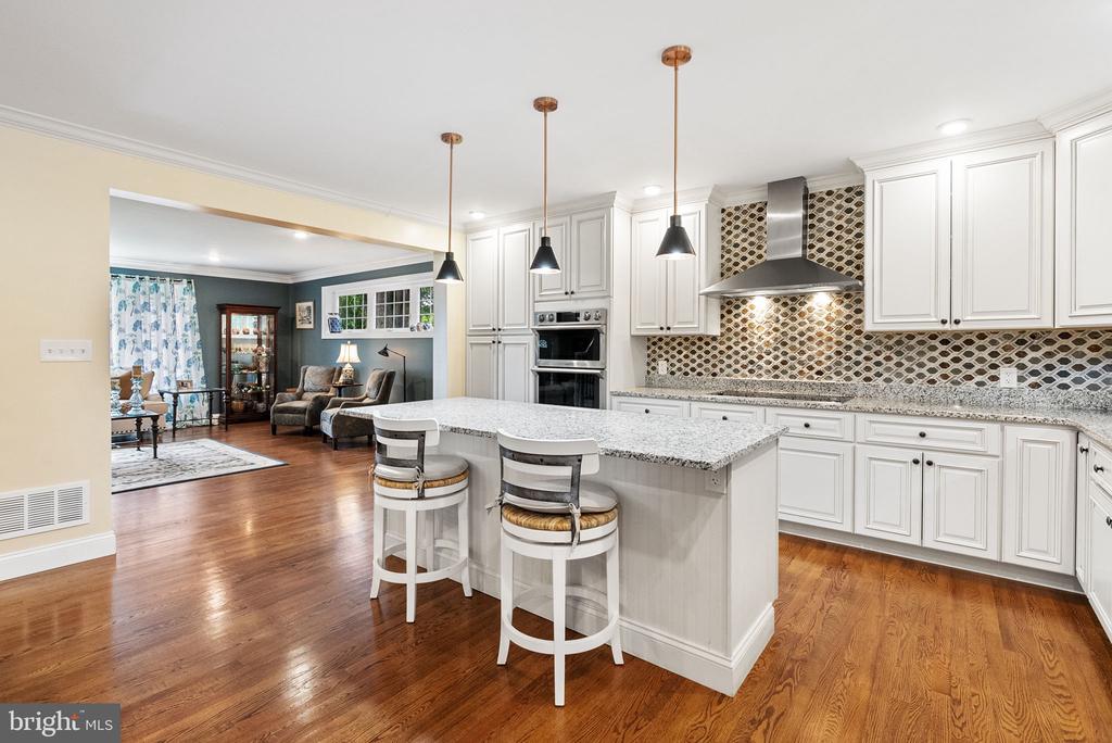 110 DIAMOND ROCK ROAD