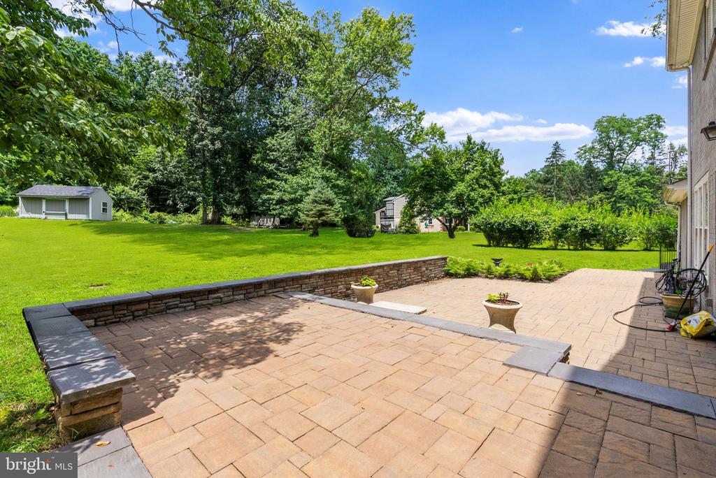 110 DIAMOND ROCK ROAD