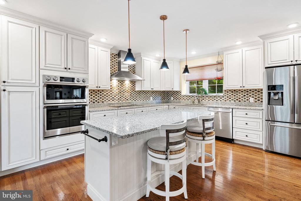 110 DIAMOND ROCK ROAD