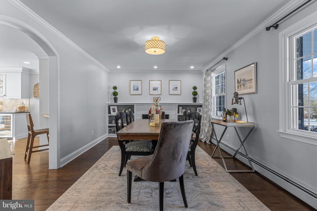 1012 WALTHAM ROAD