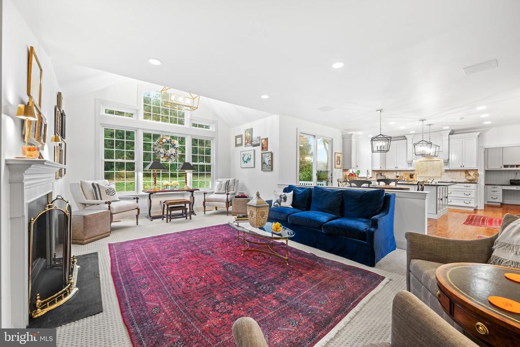 827 KENMARA DRIVE