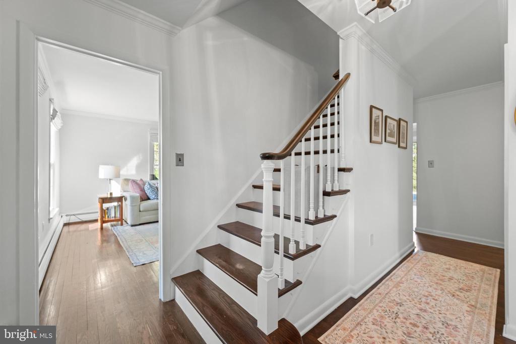 3 PICKWICK LANE