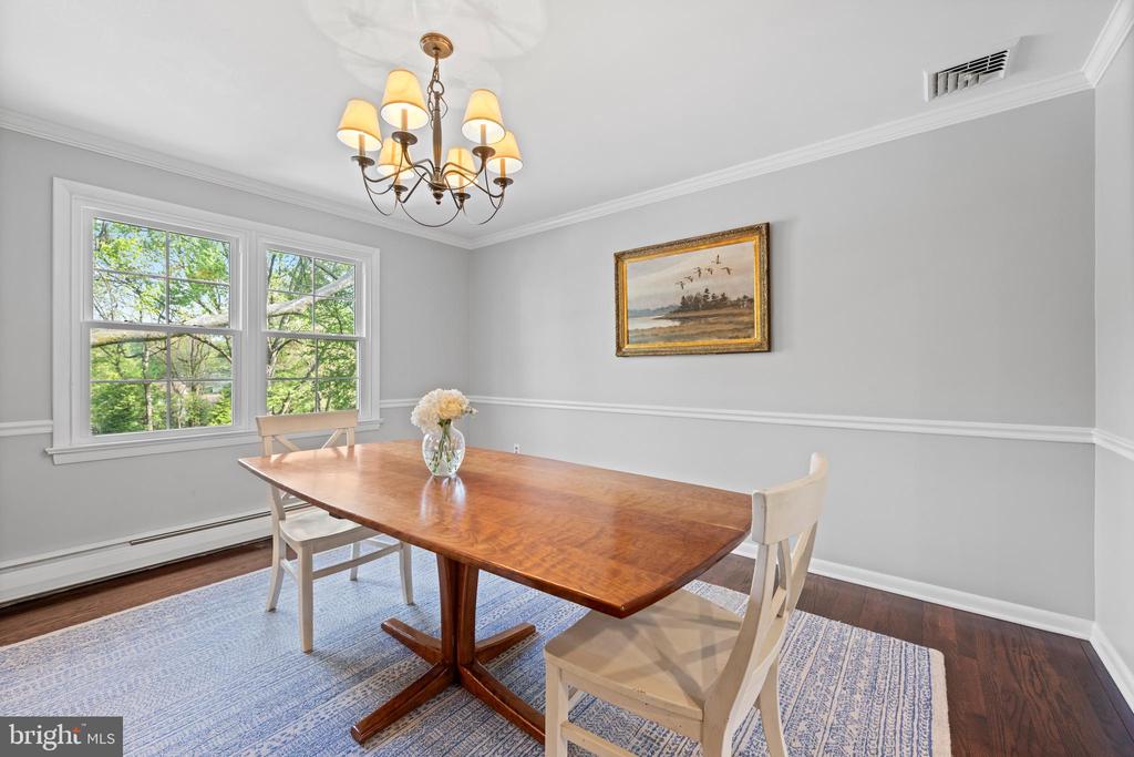 3 PICKWICK LANE