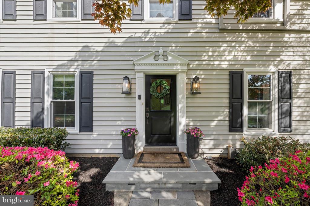 3 PICKWICK LANE