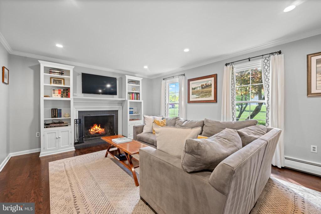 3 PICKWICK LANE