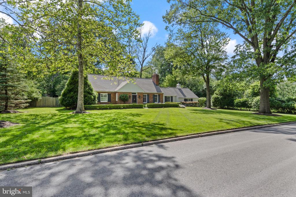 574 TIMBER LANE