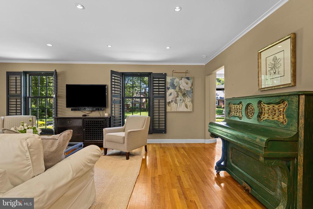 574 TIMBER LANE