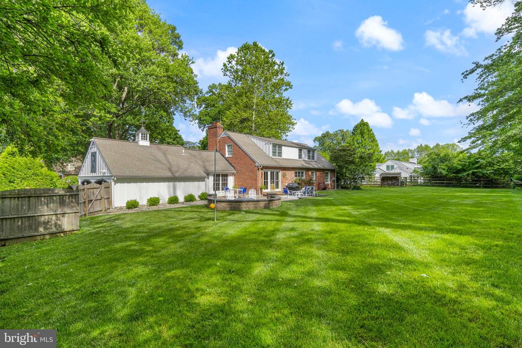 574 TIMBER LANE