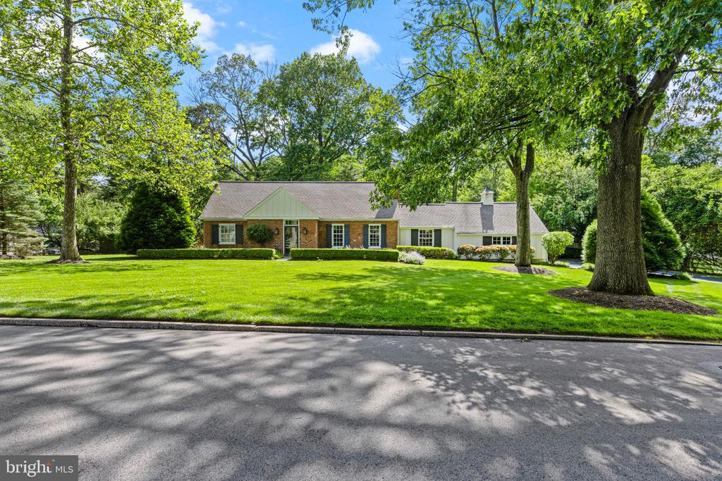 574 TIMBER LANE