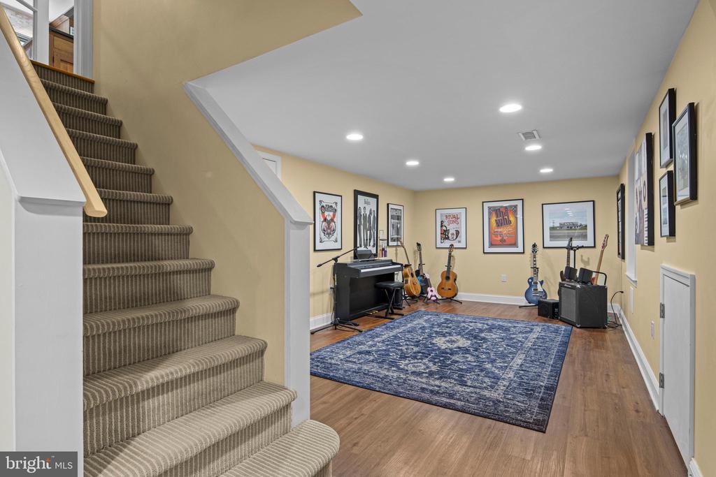 574 TIMBER LANE