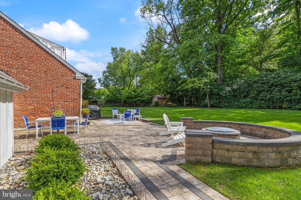 574 TIMBER LANE