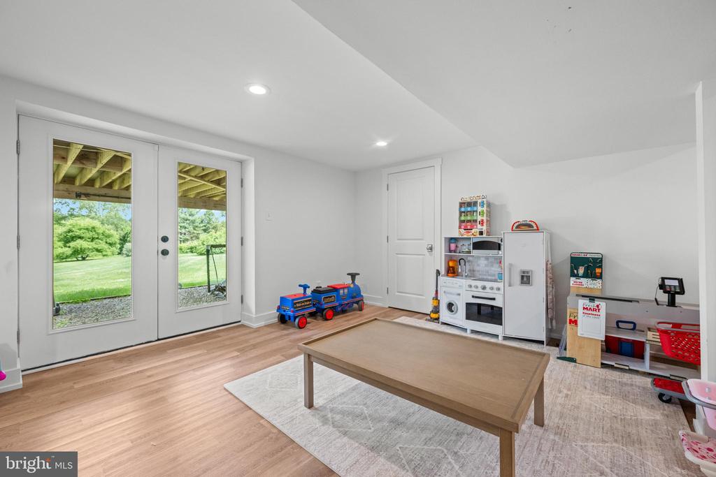 2031 WHITE HORSE ROAD