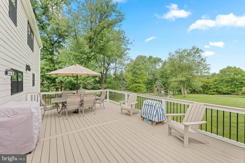 2031 WHITE HORSE ROAD