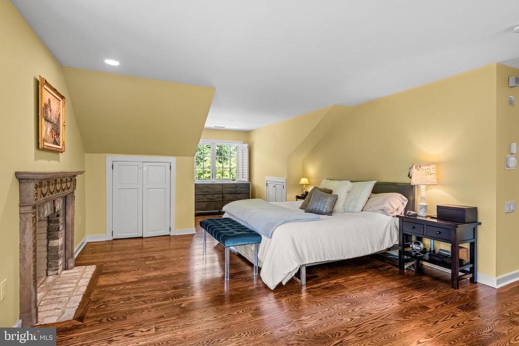 416-420 DUTTON MILL ROAD