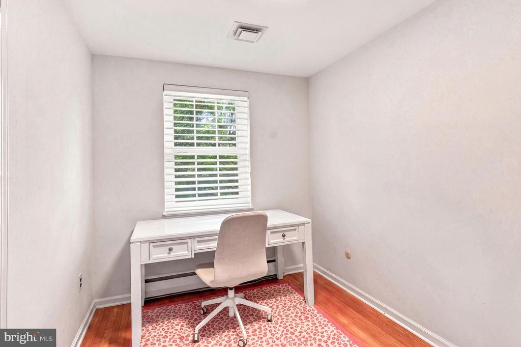 416-420 DUTTON MILL ROAD