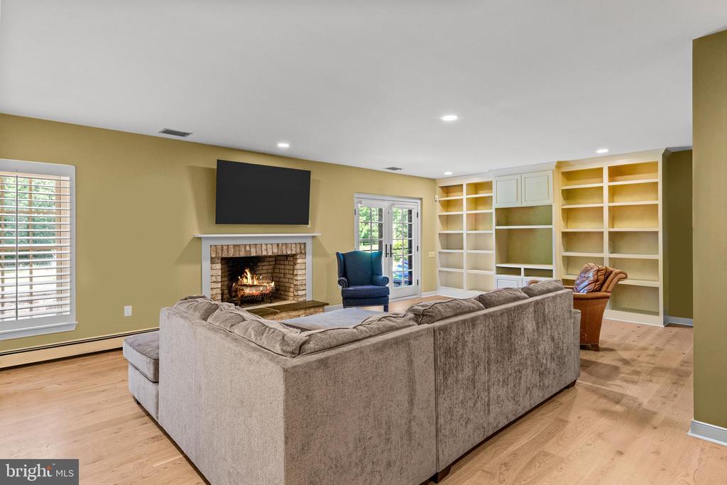 418-420 DUTTON MILL ROAD