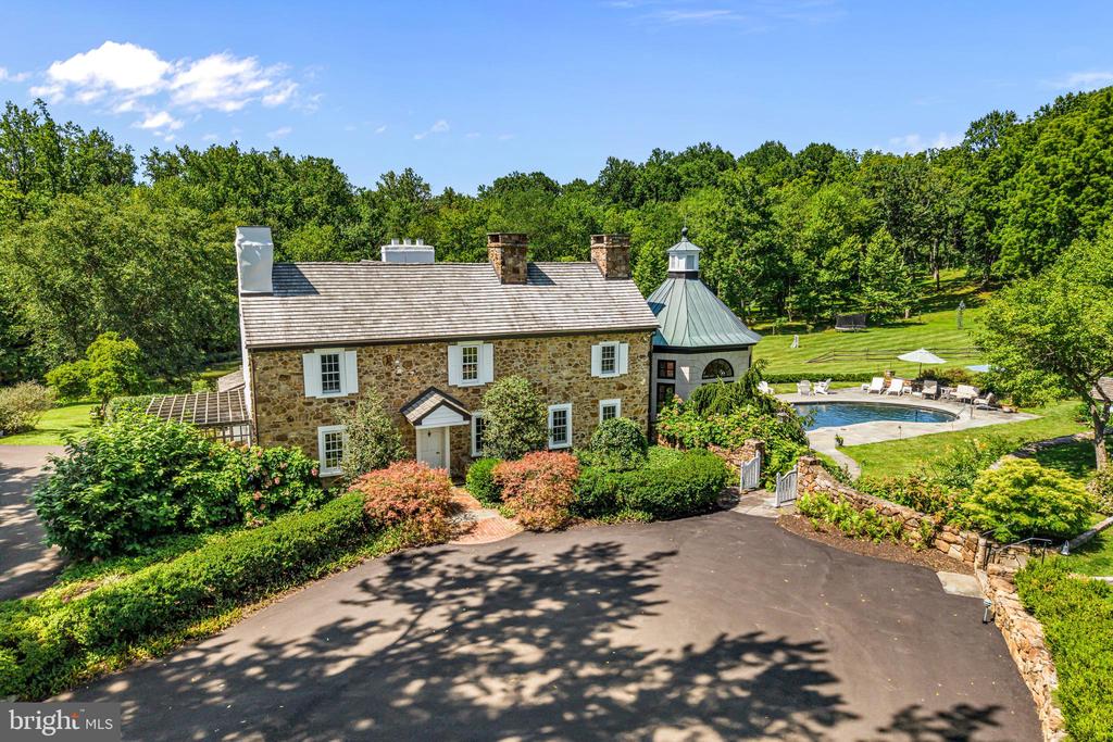 418-420 DUTTON MILL ROAD