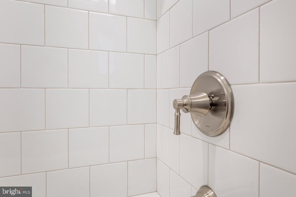 352 PADDOCK CIRCLE Unit: 24C