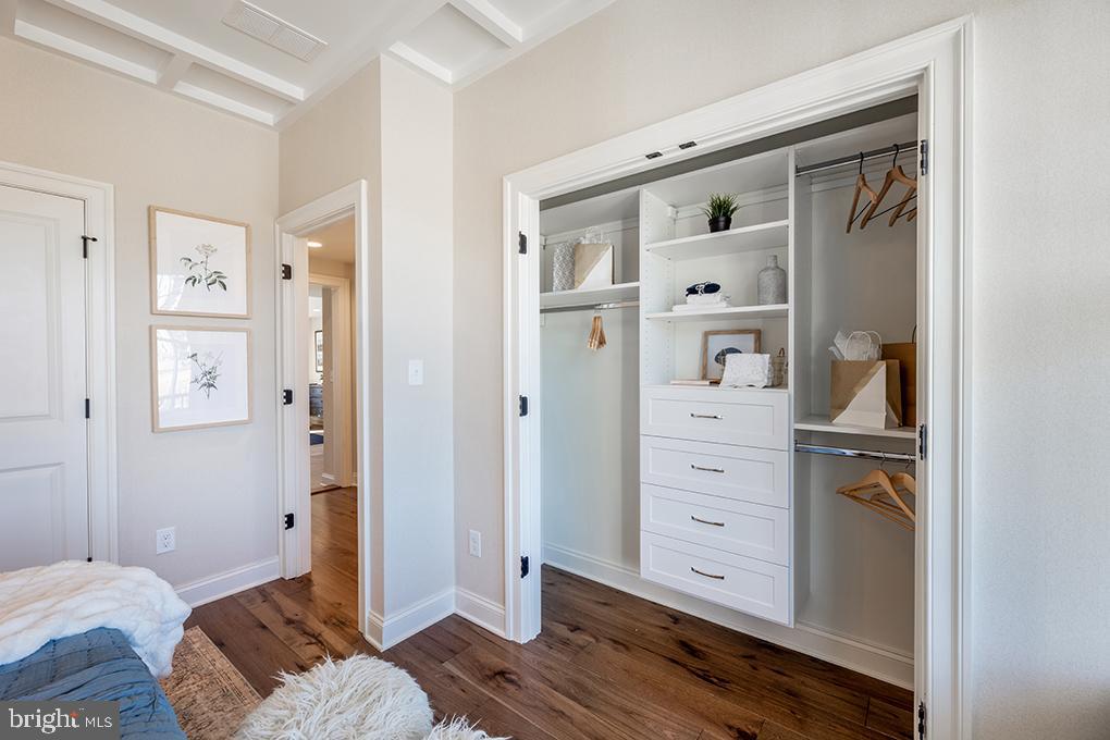352 PADDOCK CIRCLE Unit: 24C