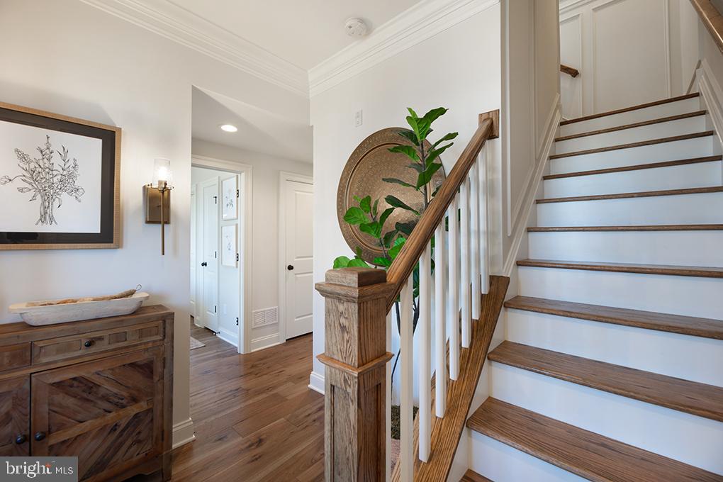 352 PADDOCK CIRCLE Unit: 24C