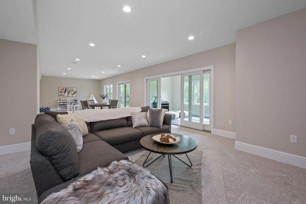 121 BELLA DRIVE Unit: 1BD