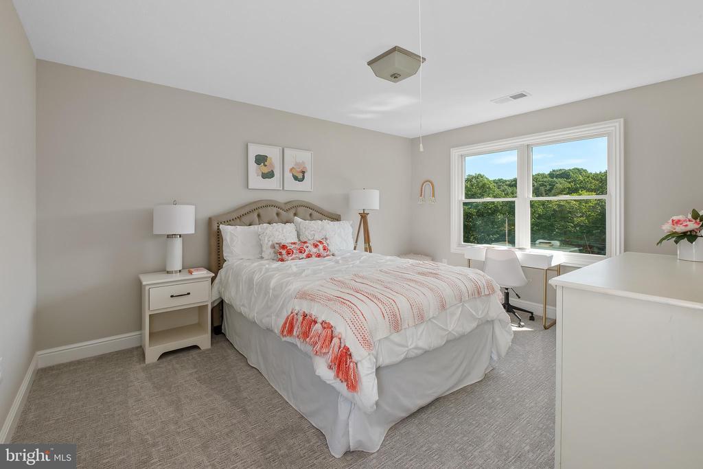 121 BELLA DRIVE Unit: 1BD