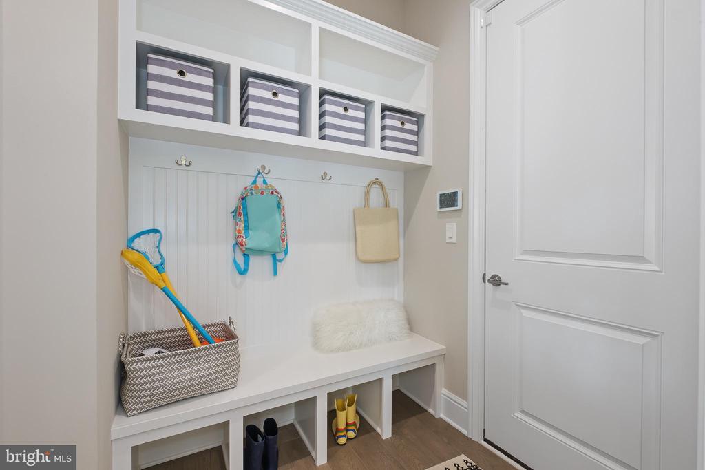 121 BELLA DRIVE Unit: 1BD