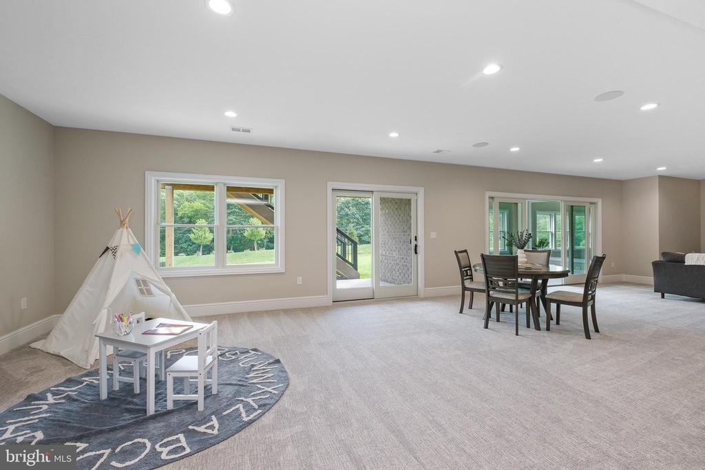 121 BELLA DRIVE Unit: 1BD